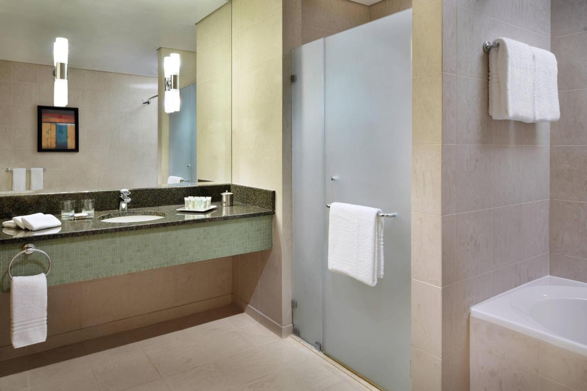 Courtyard By Marriott Κουβέιτ Εξωτερικό φωτογραφία