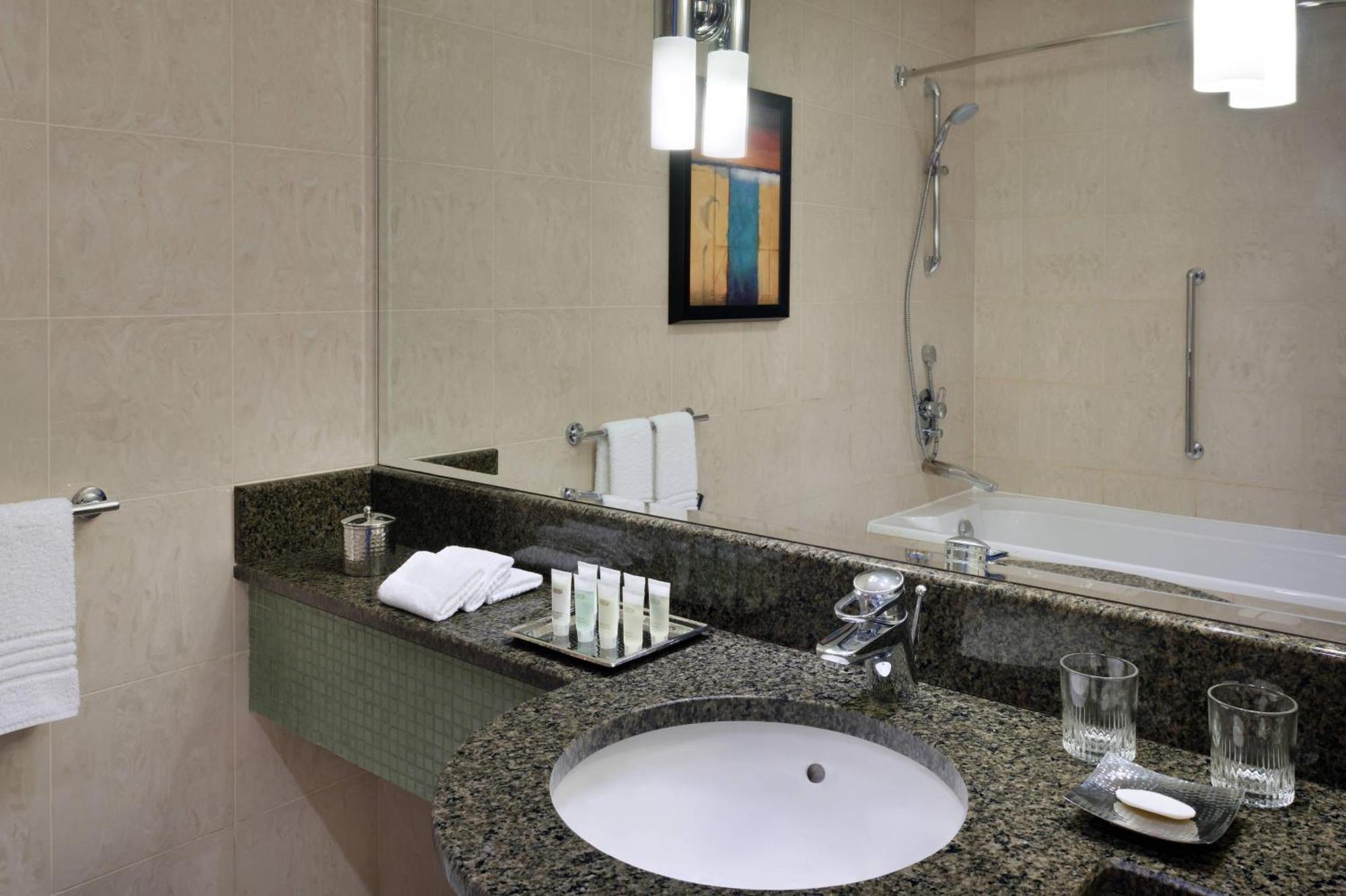 Courtyard By Marriott Κουβέιτ Εξωτερικό φωτογραφία